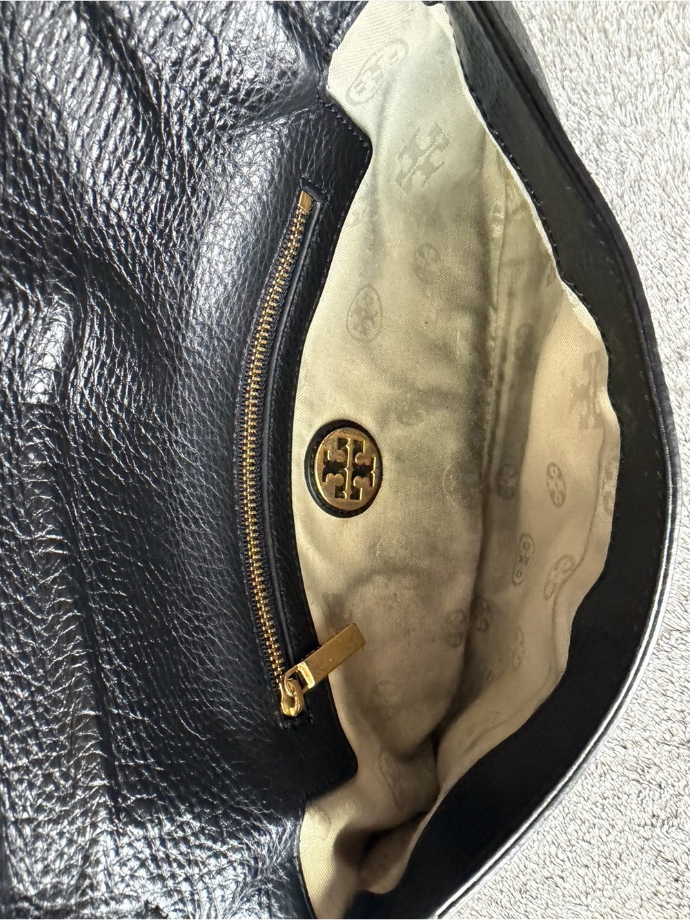 Tory Burch Amanda Chain Shoulder Bag / Crossbody - Picture 6 of 6